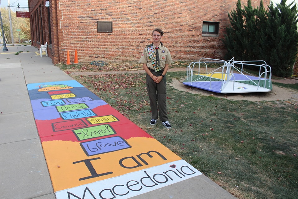 Sidewalk art with Eagle Scout, Macedonia, Iowa