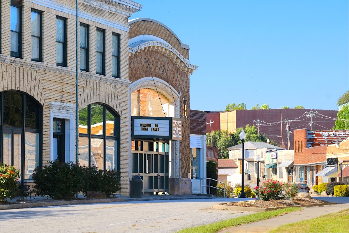 Street with Welcome to Great Falls sign, Great Falls South Carolina