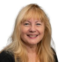 Community Heart & Soul Senior Program Associate, Leanne Tingay headshot